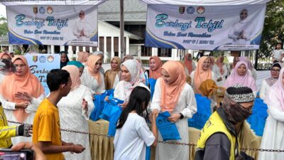 Tebar Keberkahan di Bulan Ramadan, LAZNAS PPPA Darul Quran Lampung Rutin Berbagi Takjil